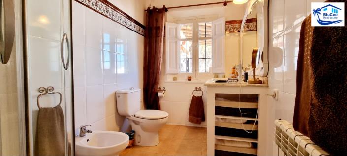 Image No.43-3 Bed Villa for sale