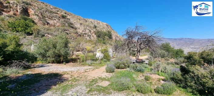 Image No.54-3 Bed Villa for sale