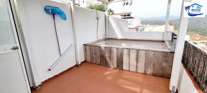 Image No.7-2 Bed Village House for sale