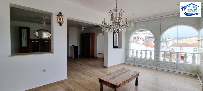 Image No.8-2 Bed Village House for sale