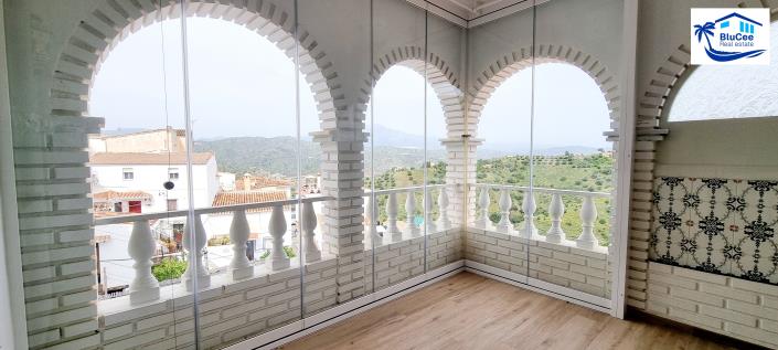 Image No.5-2 Bed Village House for sale