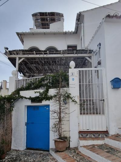 Image No.30-2 Bed Village House for sale