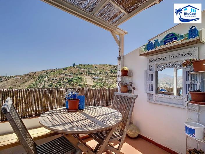 Image No.32-2 Bed Village House for sale