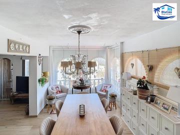 09d44de5-b12d-4963-991e-e72715a29b9c