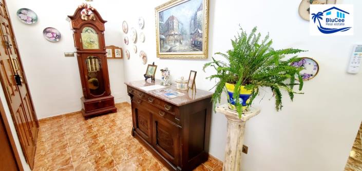 Image No.7-3 Bed House for sale