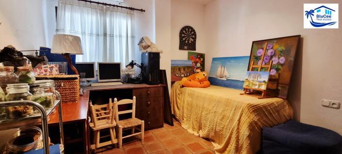 Image No.25-4 Bed Finca for sale