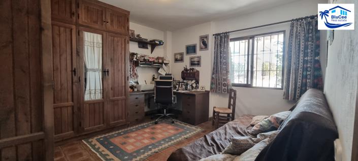 Image No.28-4 Bed Finca for sale