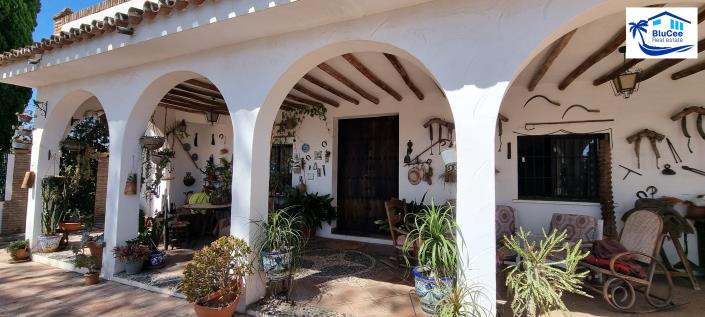 Image No.52-4 Bed Finca for sale