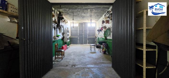 Image No.35-4 Bed Property for sale