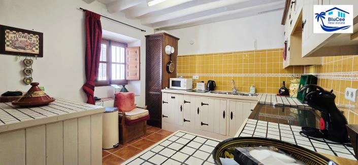 Image No.25-3 Bed Village House for sale