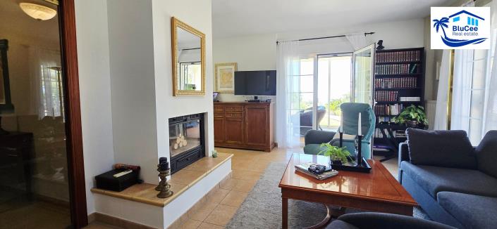 Image No.25-3 Bed Villa for sale