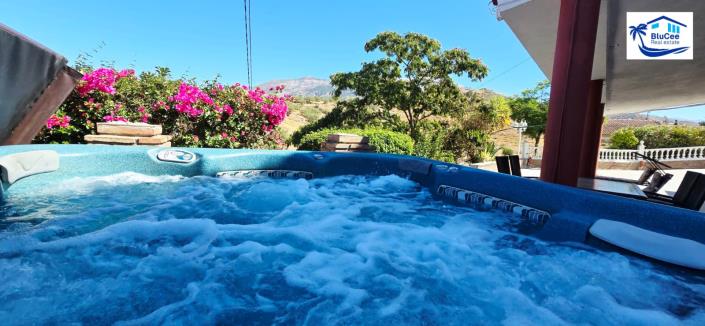 Image No.31-3 Bed Villa for sale