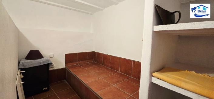 Image No.26-3 Bed Country House for sale