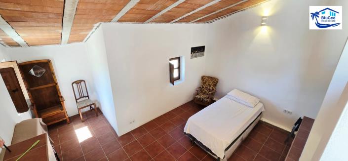 Image No.22-3 Bed Country House for sale