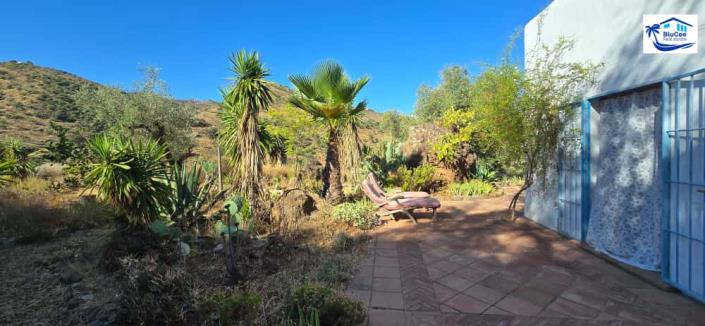 Image No.37-2 Bed Country House for sale