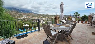 For-sale-house-with-stunning-views-of-La-Maroma--16-