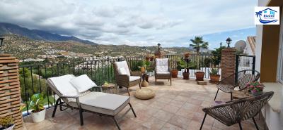 For-sale-house-with-stunning-views-of-La-Maroma--11-