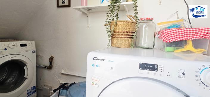 Image No.32-3 Bed Chalet for sale