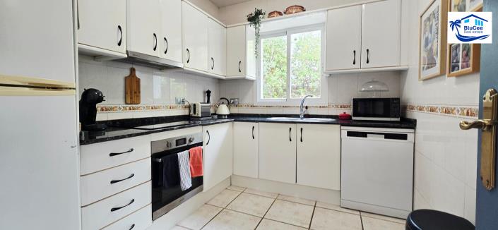 Image No.24-3 Bed Chalet for sale