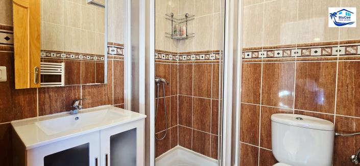 Image No.39-3 Bed Chalet for sale