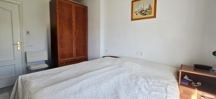 Image No.17-3 Bed Semi-Detached for sale