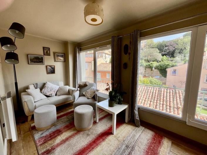 Image No.9-3 Bed Village House for sale