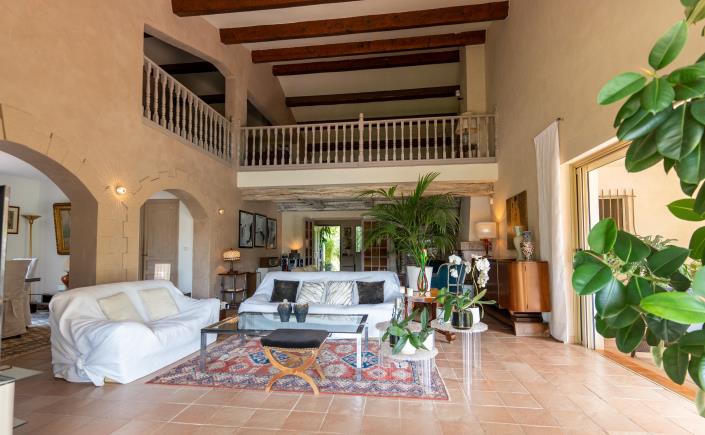 Image No.5-6 Bed Villa for sale