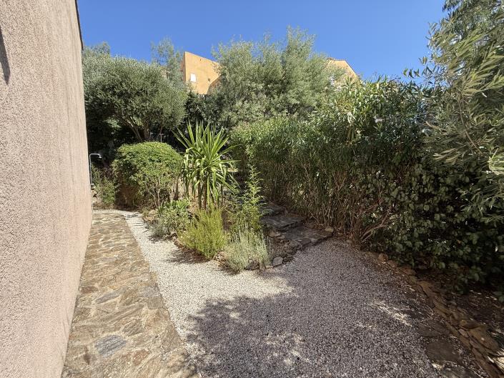 Image No.5-3 Bed House for sale