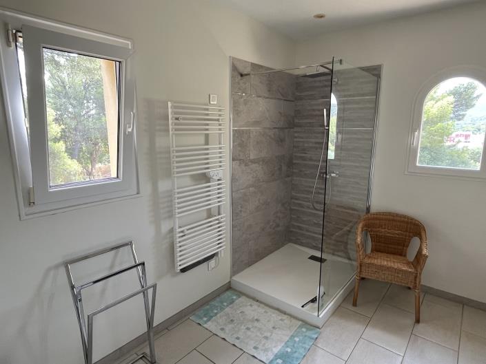 Image No.10-5 Bed Villa / Detached for sale