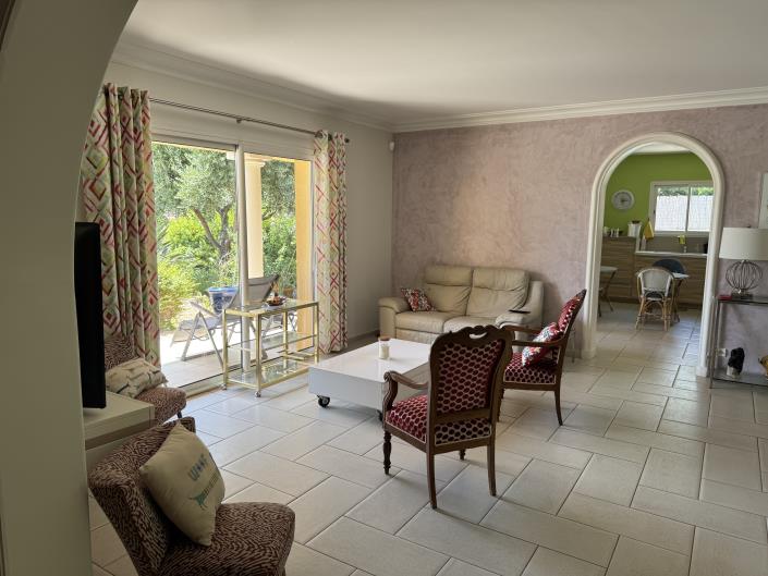 Image No.6-5 Bed Villa / Detached for sale