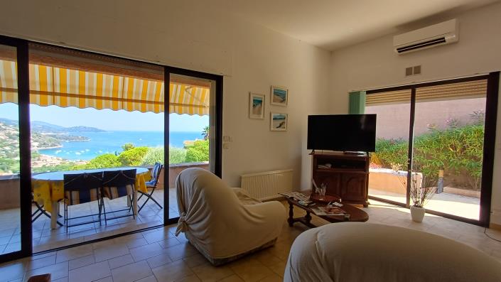 Image No.4-2 Bed Villa for sale