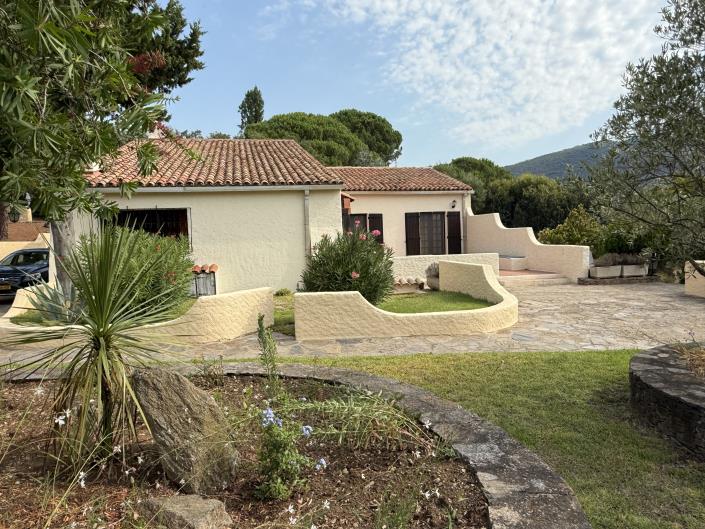 Image No.4-6 Bed Country House for sale