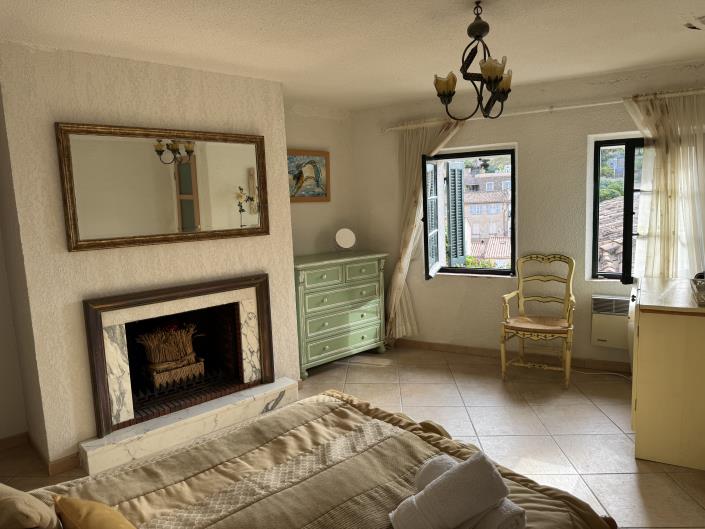 Image No.10-2 Bed Village House for sale