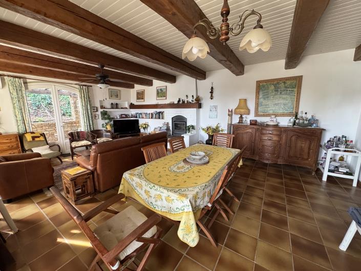 Image No.4-4 Bed Villa for sale