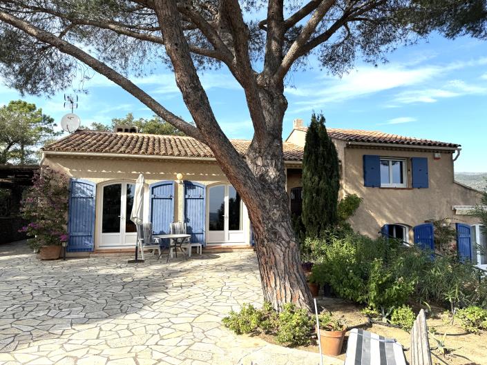 Image No.2-4 Bed Villa for sale