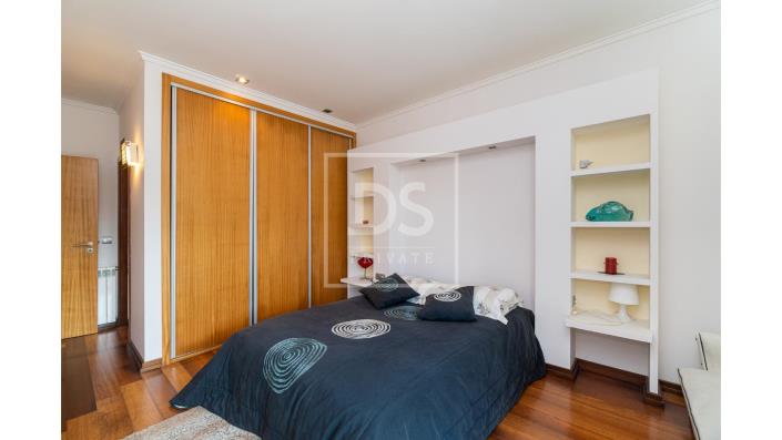 Image No.15-3 Bed House for sale