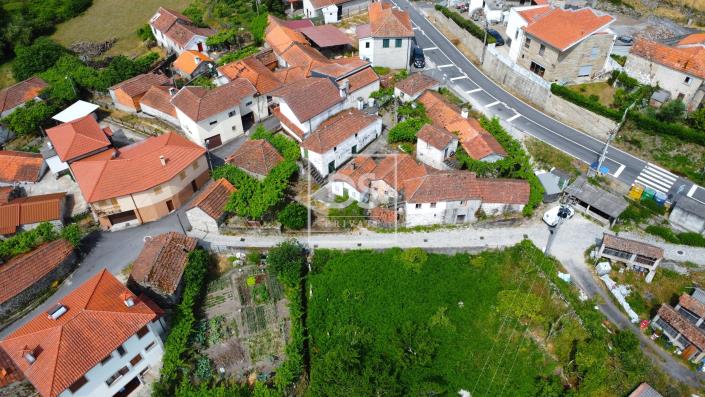 Image No.7-3 Bed Country House for sale