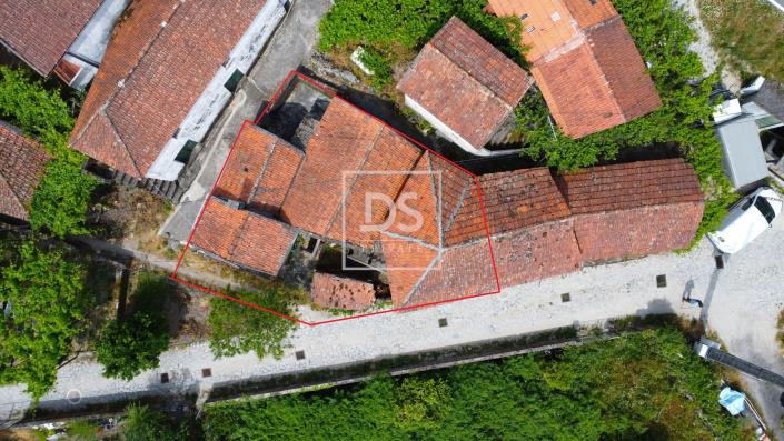 Image No.10-3 Bed Country House for sale