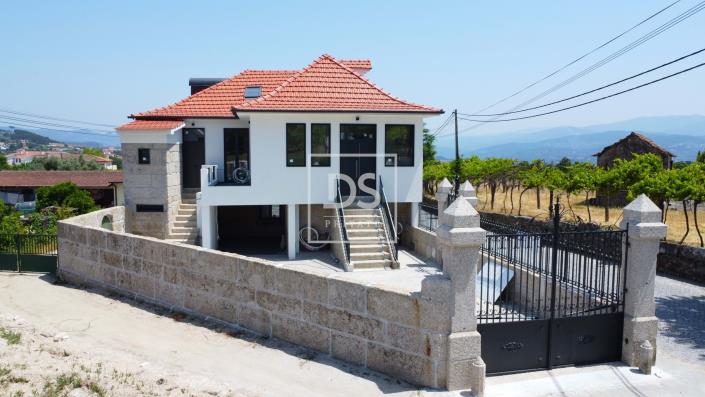 Image No.15-3 Bed Apartment for sale