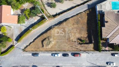 13_05e06b16-d53d-41f6-83fe-b4f638f1f6f5