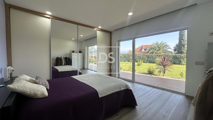 Image No.27-4 Bed House for sale