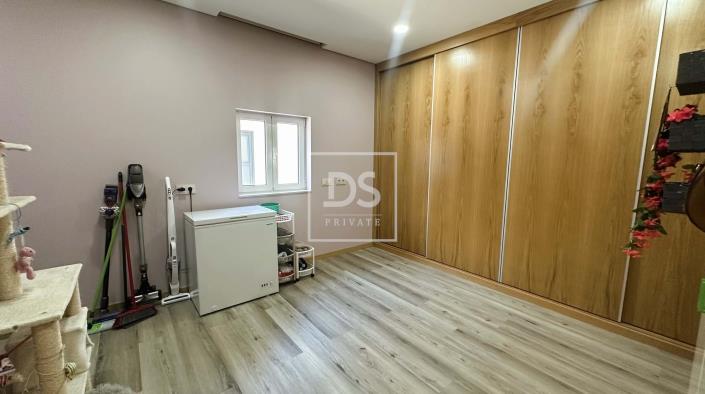 Image No.35-4 Bed House for sale