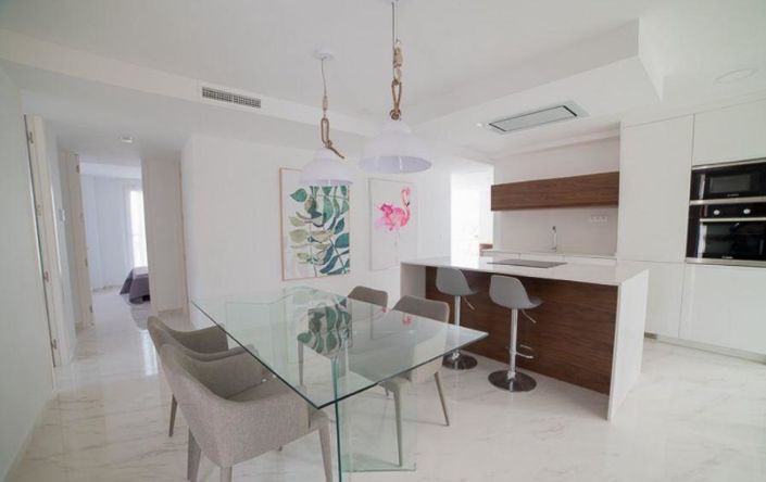 Image No.6-3 Bed Villa for sale