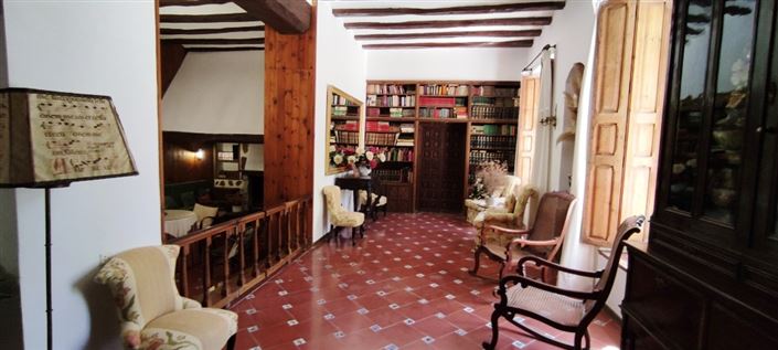 Image No.8-15 Bed Finca for sale