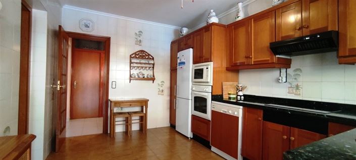 Image No.10-6 Bed Villa for sale