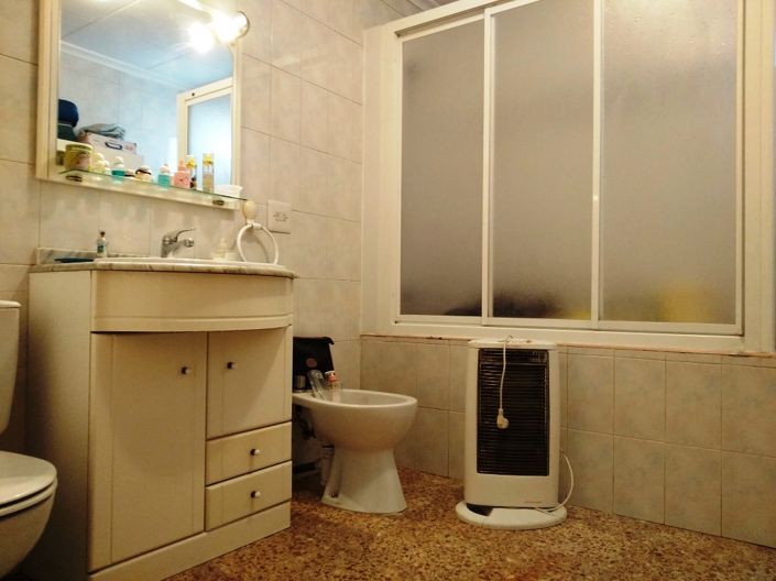 Image No.10-2 Bed Country House for sale