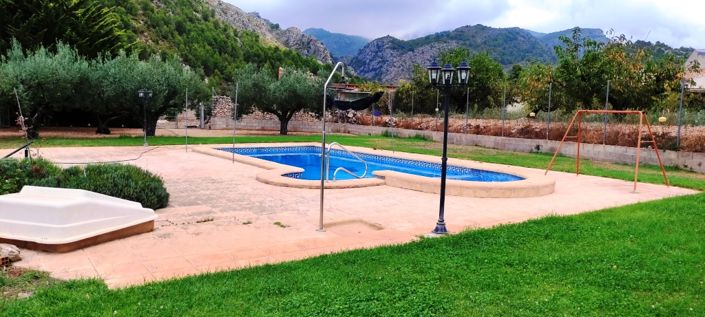 Image No.3-2 Bed Property for sale