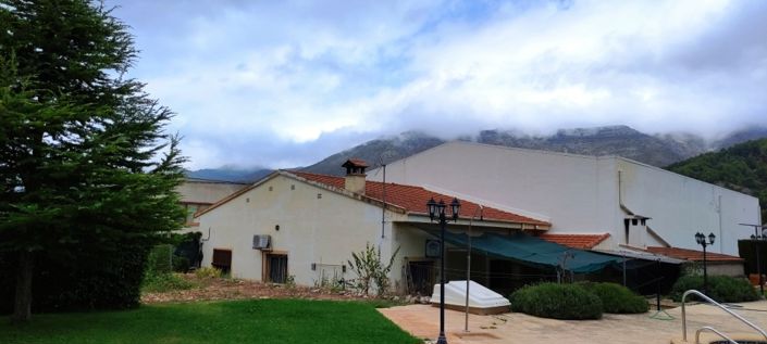 Image No.4-2 Bed Property for sale