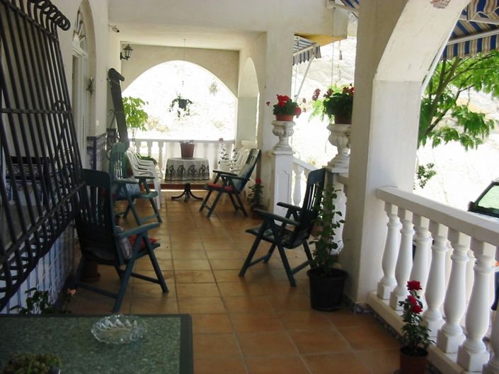 Image No.3-6 Bed Country House for sale