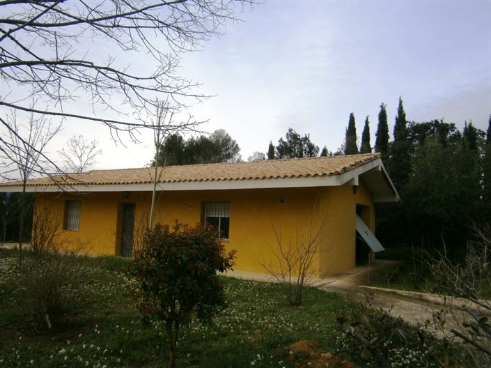 Image No.2-1 Bed Country House for sale